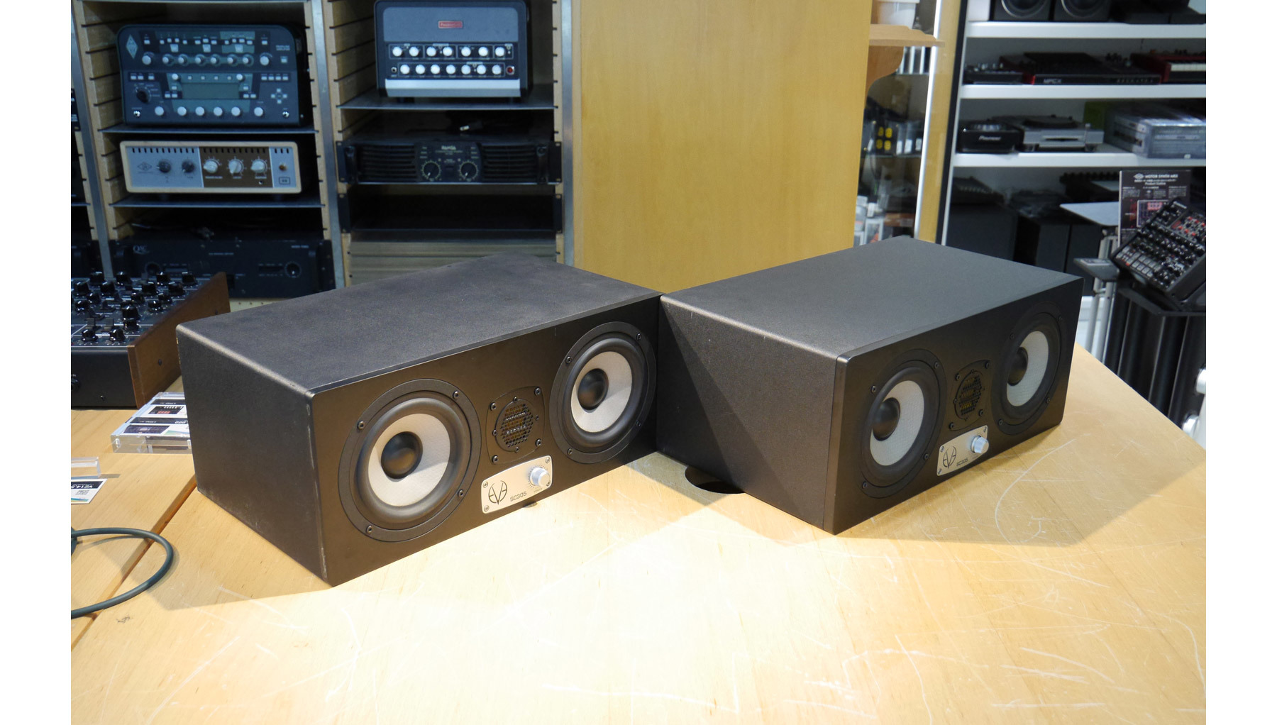 SC305 (1Pair)