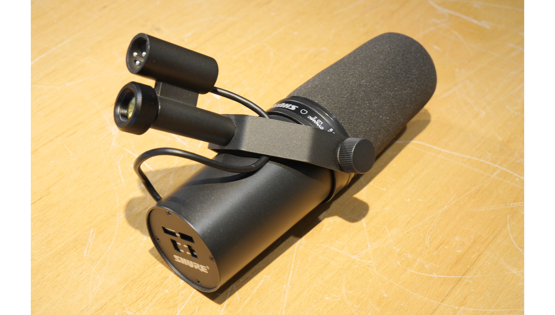 SHURE SM7B | Rock oN Line eStore