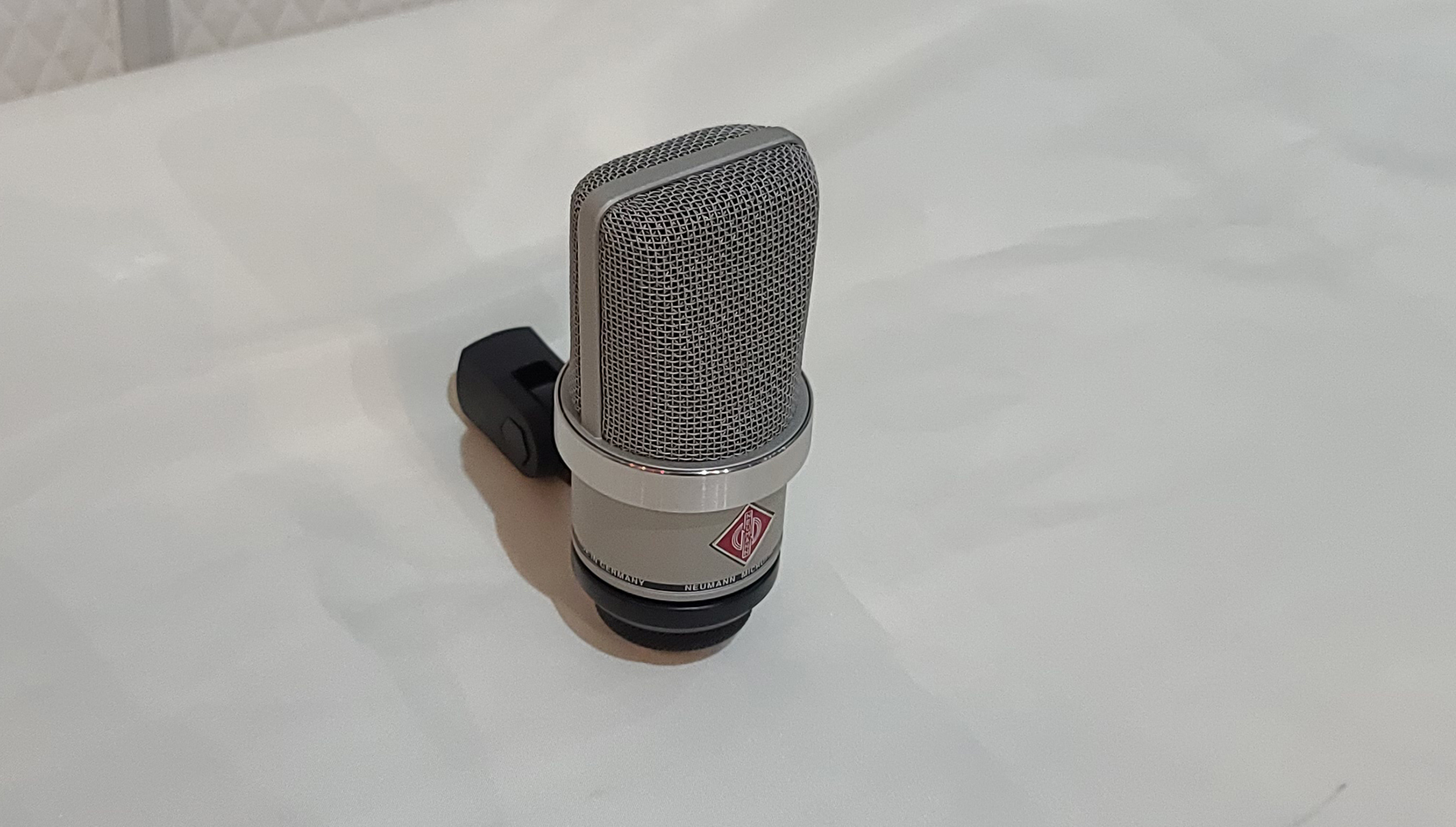 neumann tlm102 - 器材